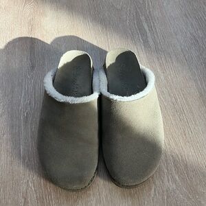 Splendid Cora Beige Taupe Clog Slip On Suede Mules with White Shearling Trim